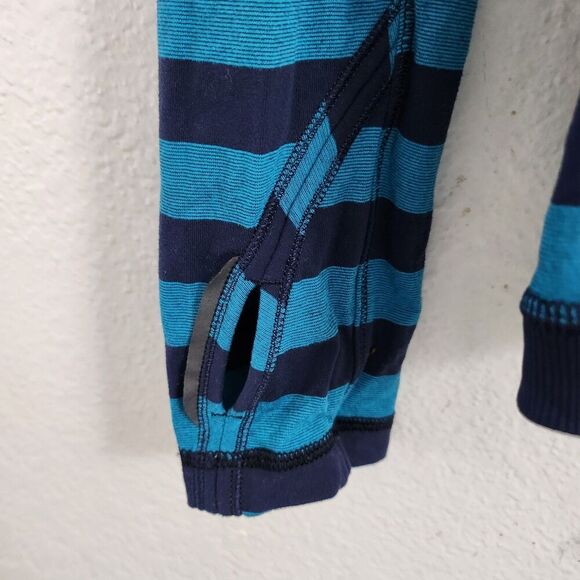 Lululemon Top 6 Blue Base Runner Long Sleeve Micro Macro Striped Surge Inkwell - Picture 6 of 9